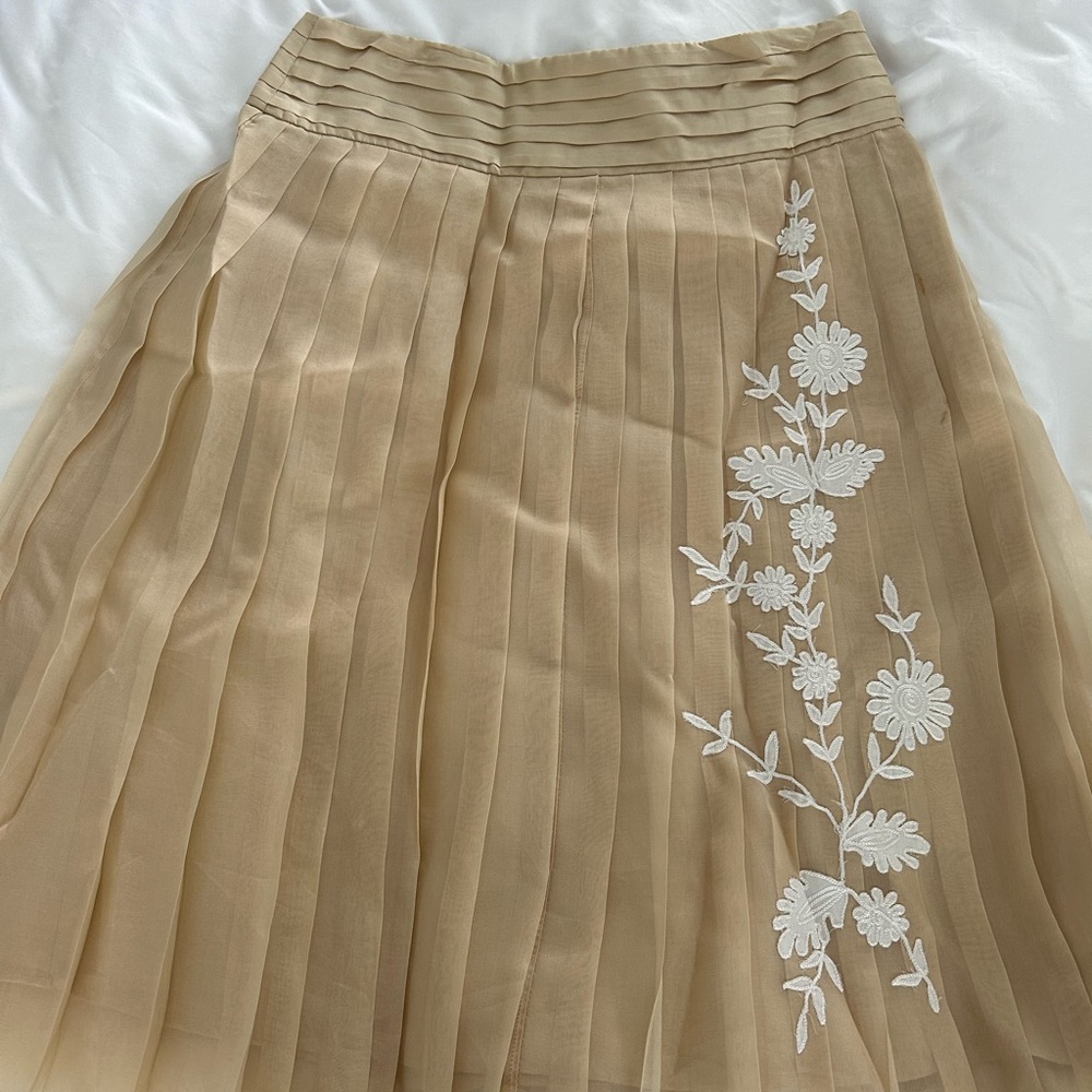 100% silk pleated Robert Rodriguez skirt